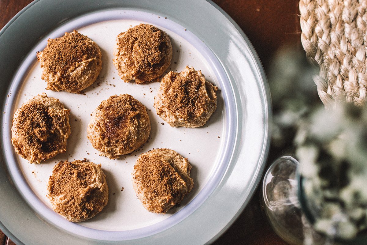 As coconut flour retains so much water and fat it keeps the pancakes (or baked goods) really moist. Coconut Flour Snickerdoodles - INSPIRATION BLOG