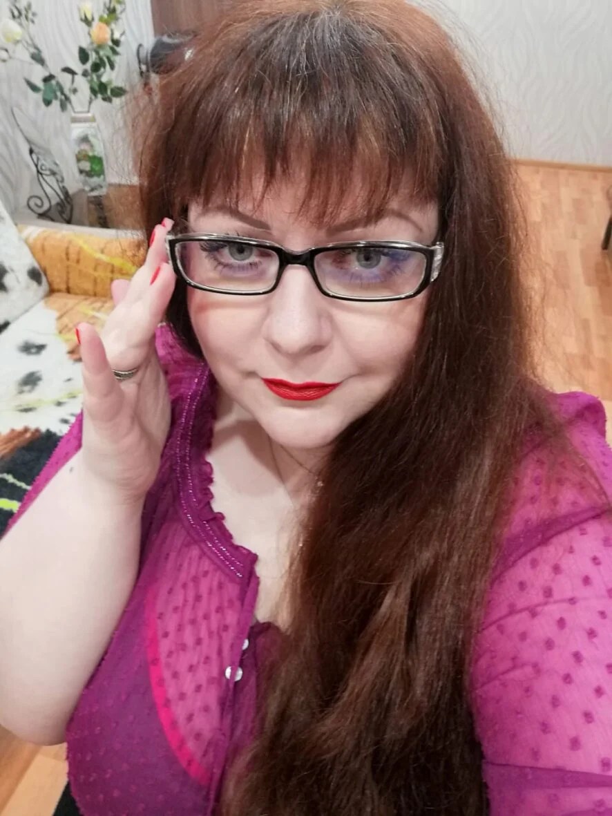 Victoria_BBW Webcam Model Profile | xHamsterLive