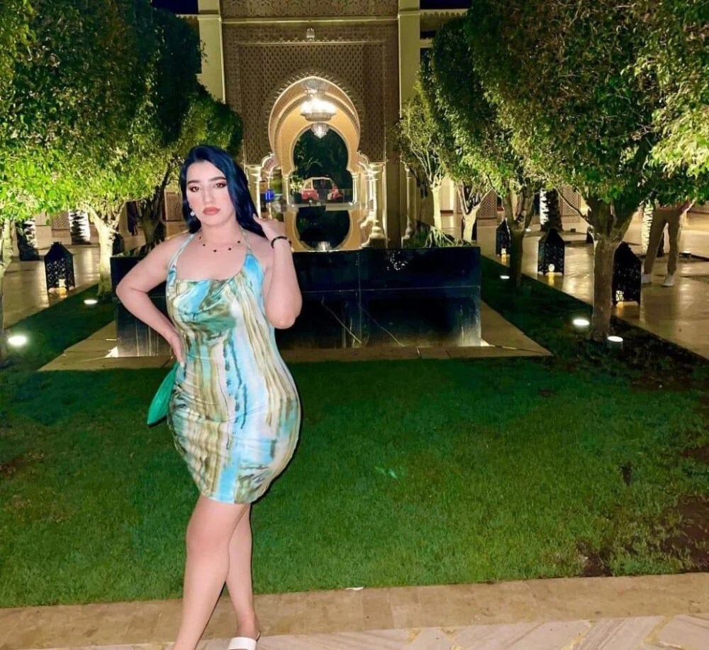 Tota_ Free Live Webcam Show & XXX Chat | xHamsterLive