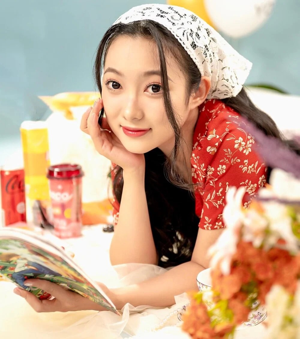 Genz_Studentのウェ | LiveNude.Porn: Live Nude Porn Cams | NudeLive Sex Shows