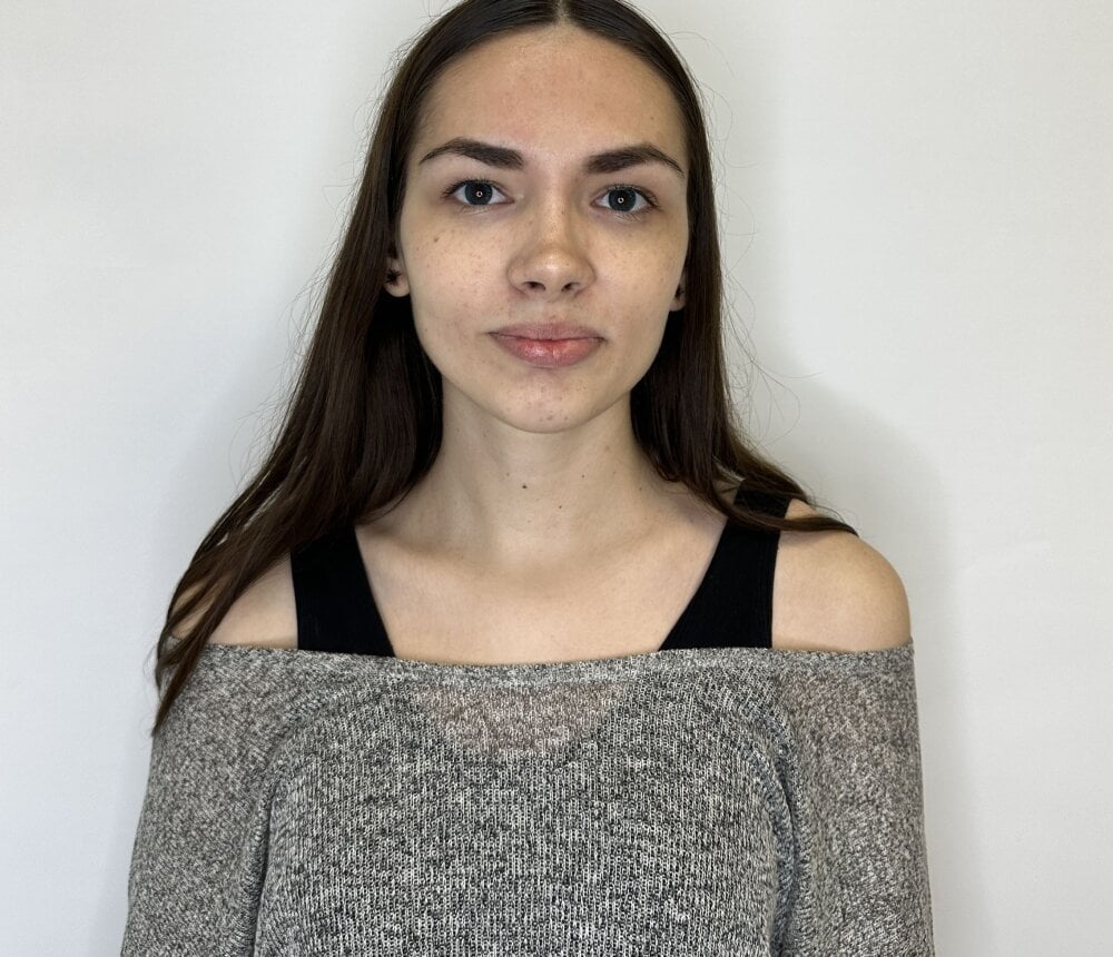 IskraKer Free Live Webcam Show & XXX Chat | xHamsterLive