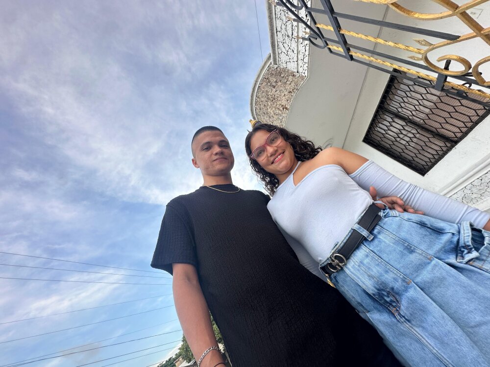 Aly_n_sebas Web Kamerası Şovu | Katestubecam