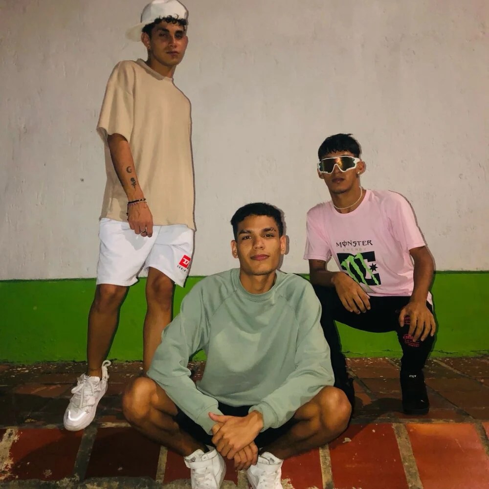 Show de Webcam ao Vivo Grátis e XXX Chat de HOT_BOYS_BY | xHamsterLive