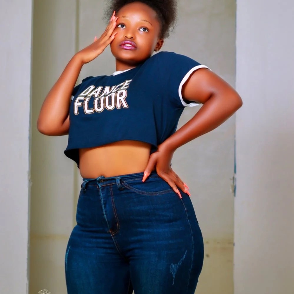 Huge_lamborghini_booty Free Live Webcam Show & XXX Chat | xHamsterLive