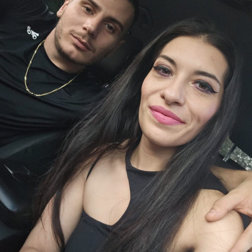 _HOT_couple_SEX_ profile StripChat Webcam Model | CamWox