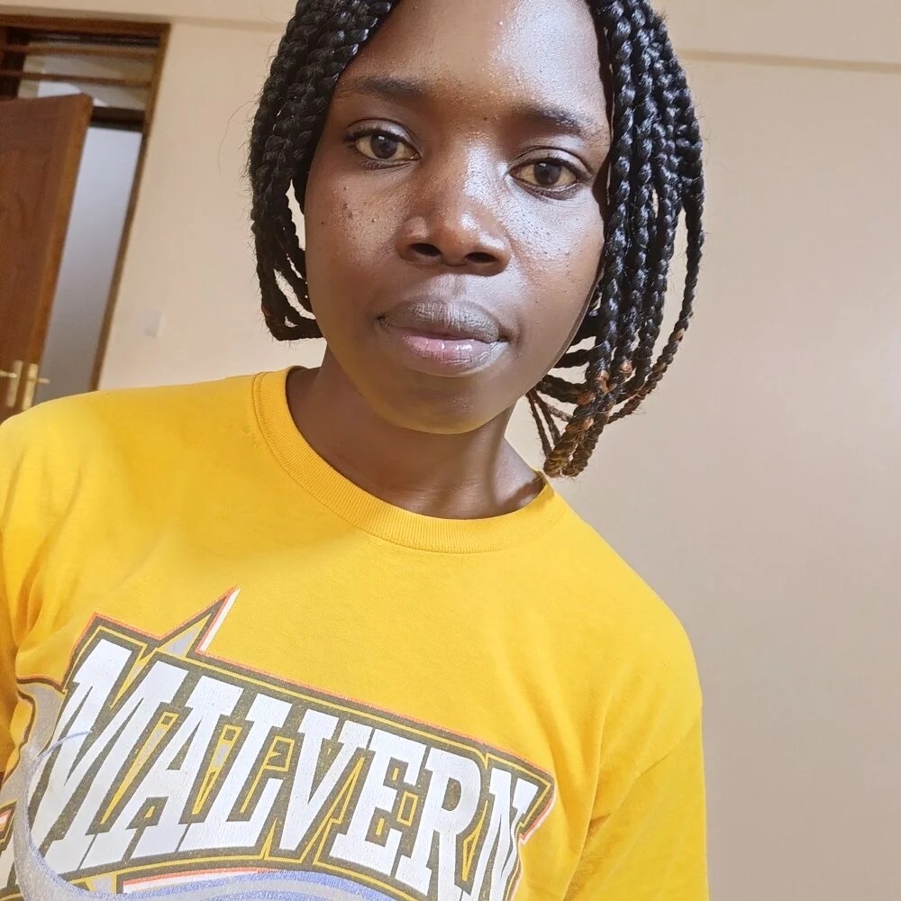 Ebony_julieの無料ライブウェブカメラショー＆XXXチャット | xHamsterLive