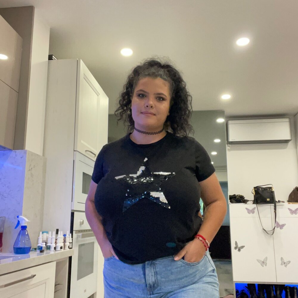 Olivia_BBW Webcam Model Profile | xHamsterLive
