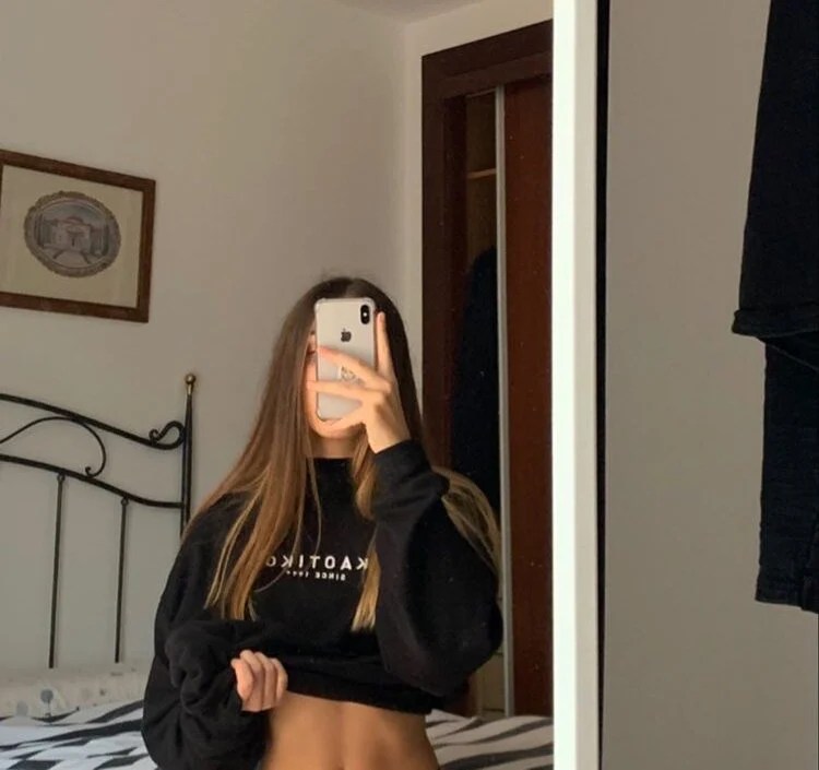 AliceCute_ Free Live Webcam Show & XXX Chat | xHamsterLive