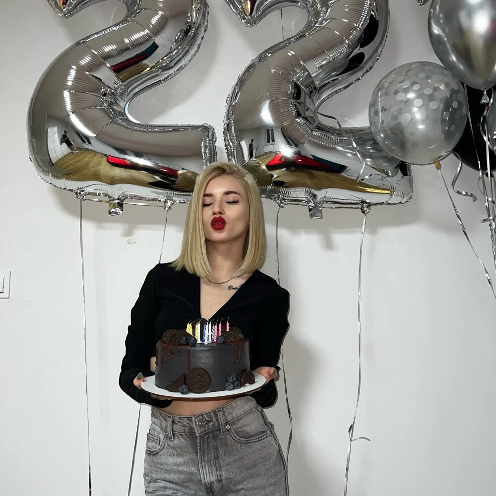 免费直播性爱摄像头和成人视频聊天 | stripchatgirls.com