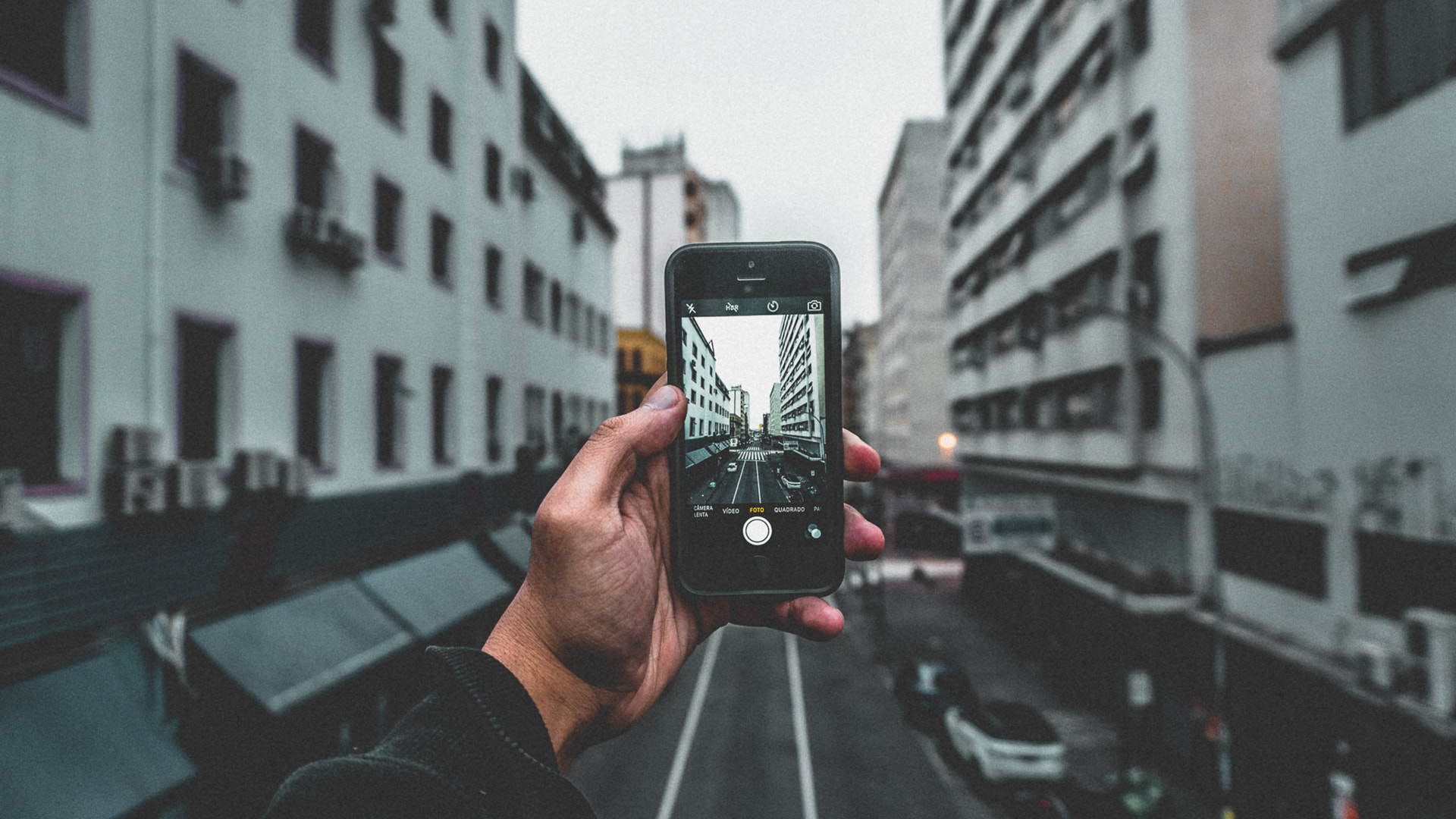 The principle of framing in graphic design