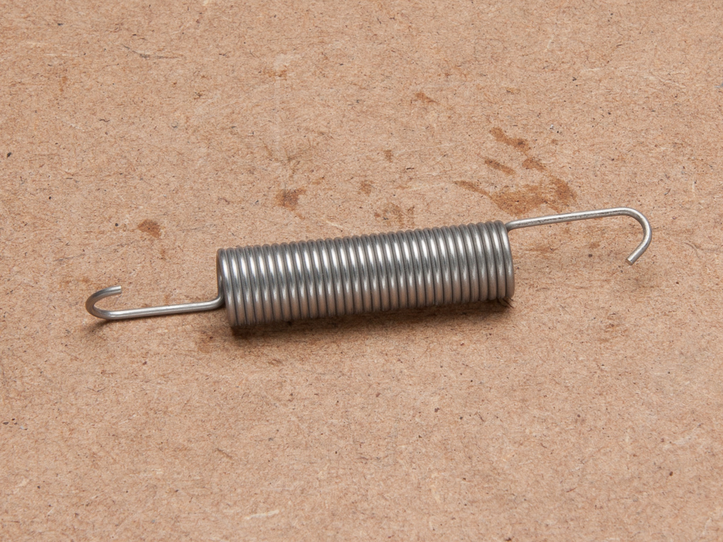 Clutch Slave Cylinder Return Spring Ford Anglia 105E Owners' Club