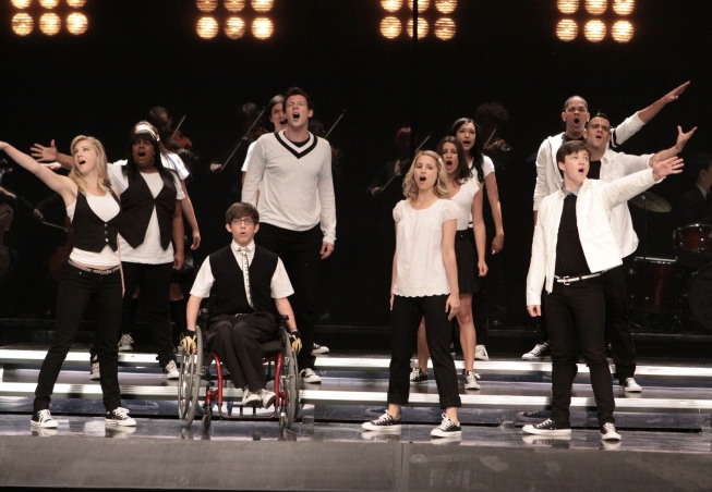‘Glee’ Cast To Sing National Anthem At World Series Access Online
