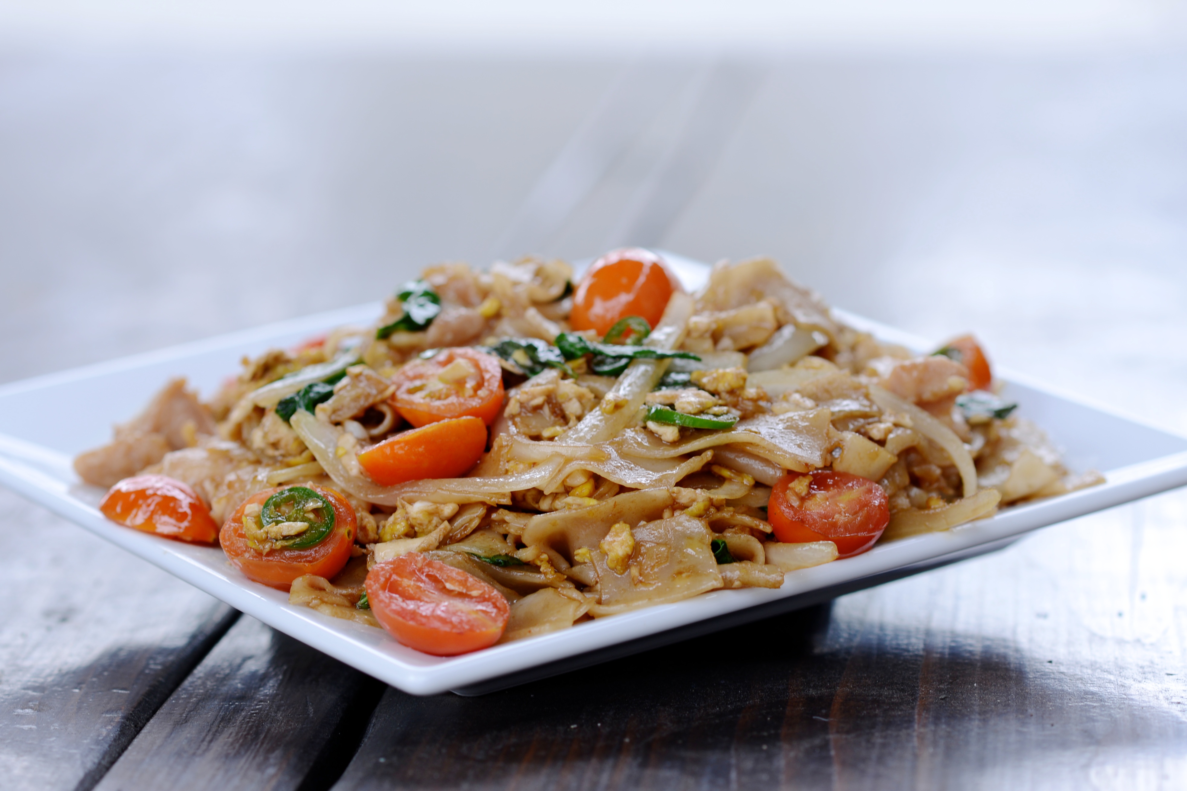 Chef Jet Tila’s FamilyFriendly Thai Recipes (Access Hollywood Live