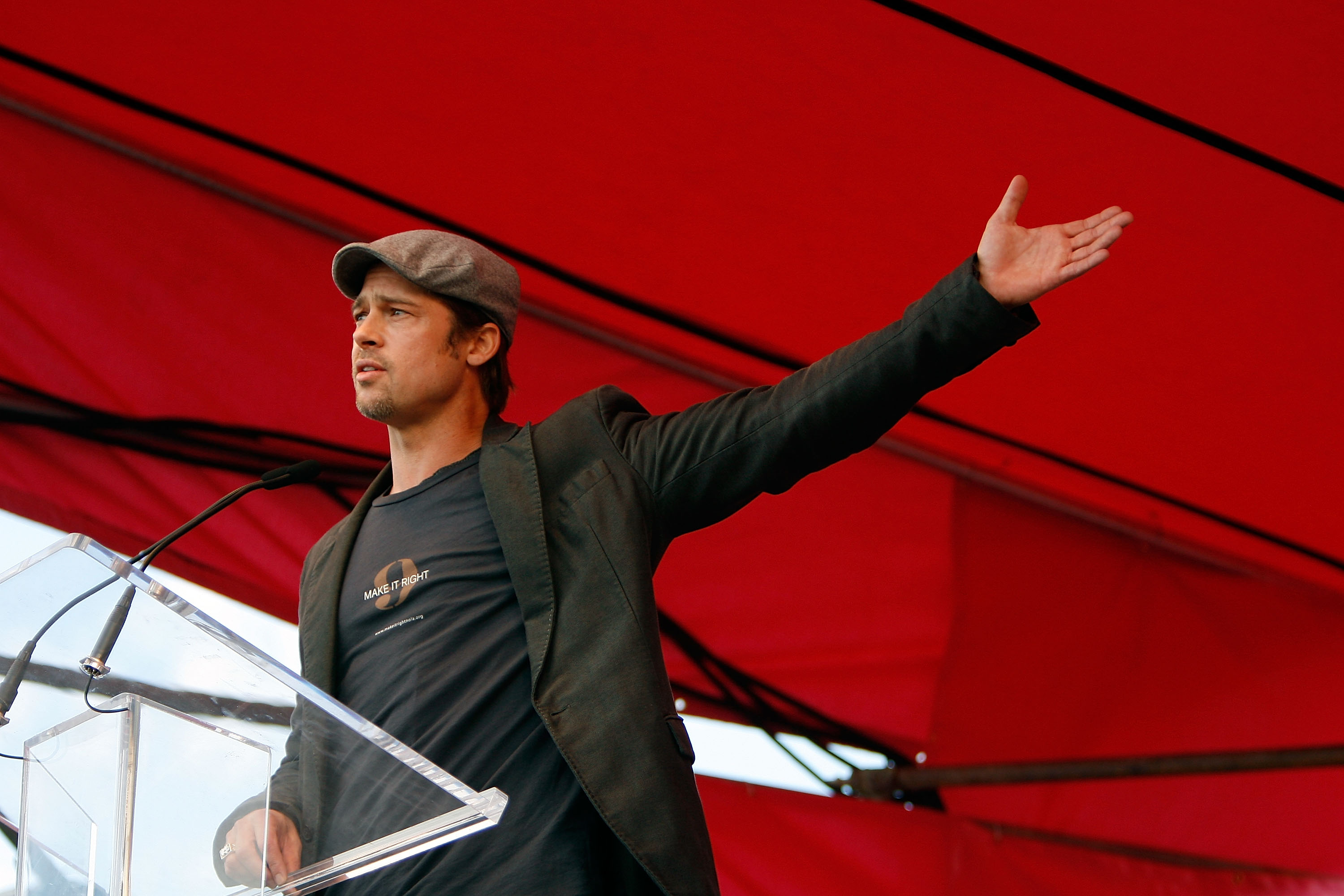 Brad Pitt’s First ‘Make It Right’ Homes Completed In New Orleans