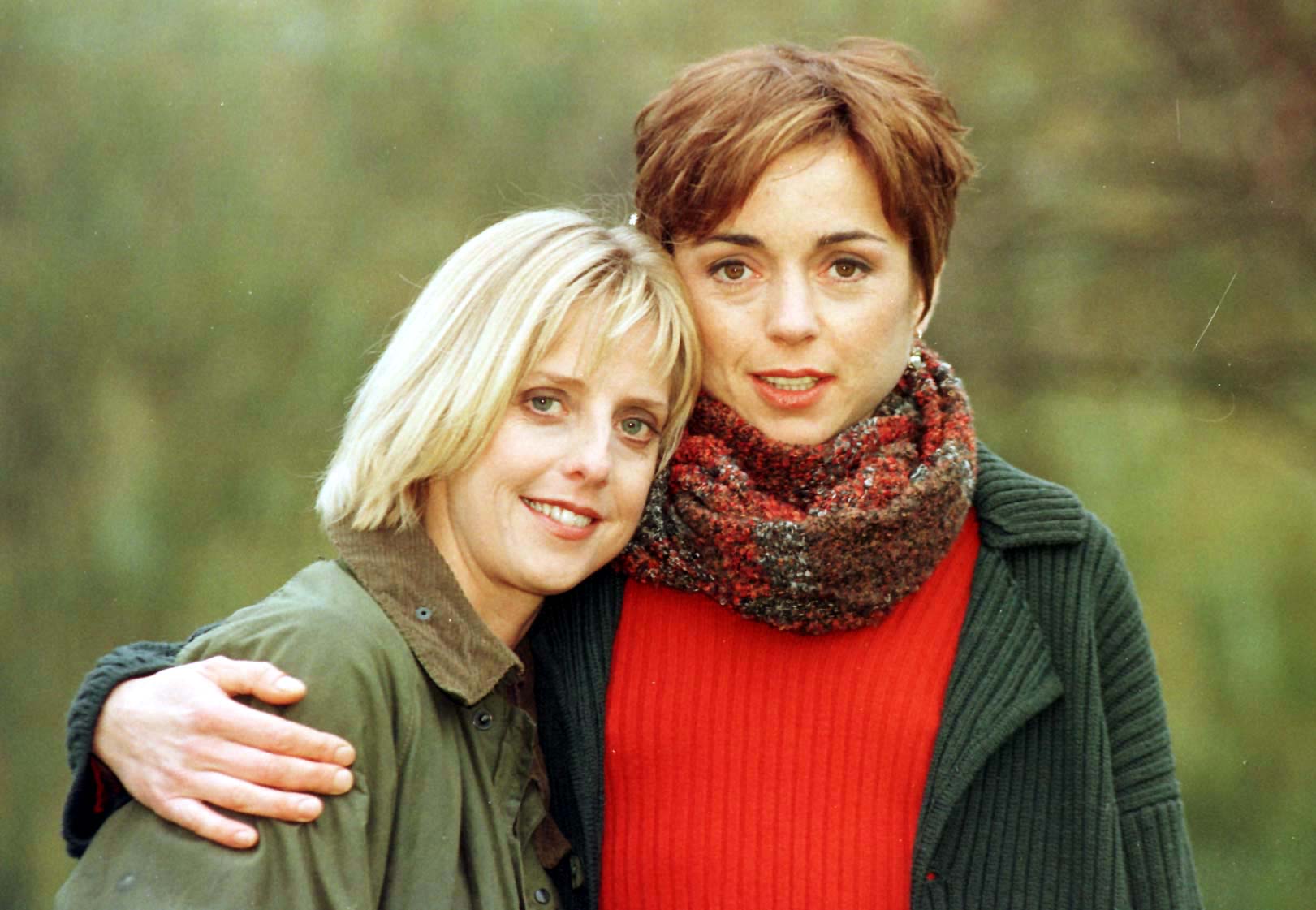 'Notting Hill' Star Emma Chambers Dies At 53 — See Hugh Grant & More