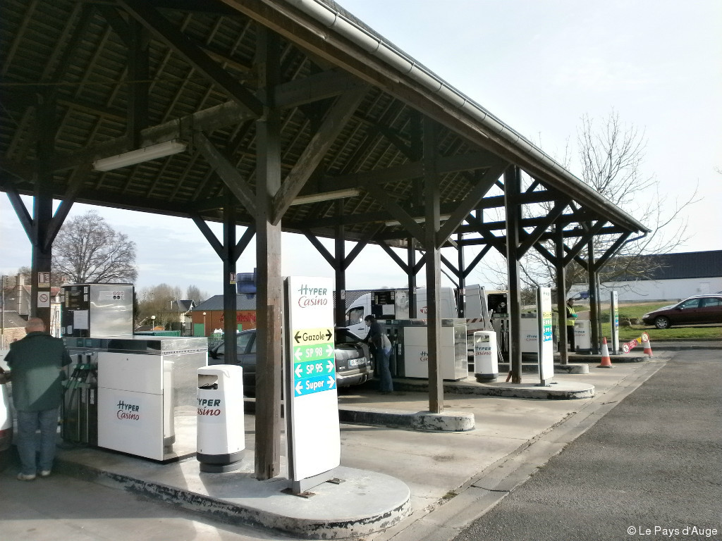 Où peuton trouver le carburant le moins cher ? Le Pays d'Auge