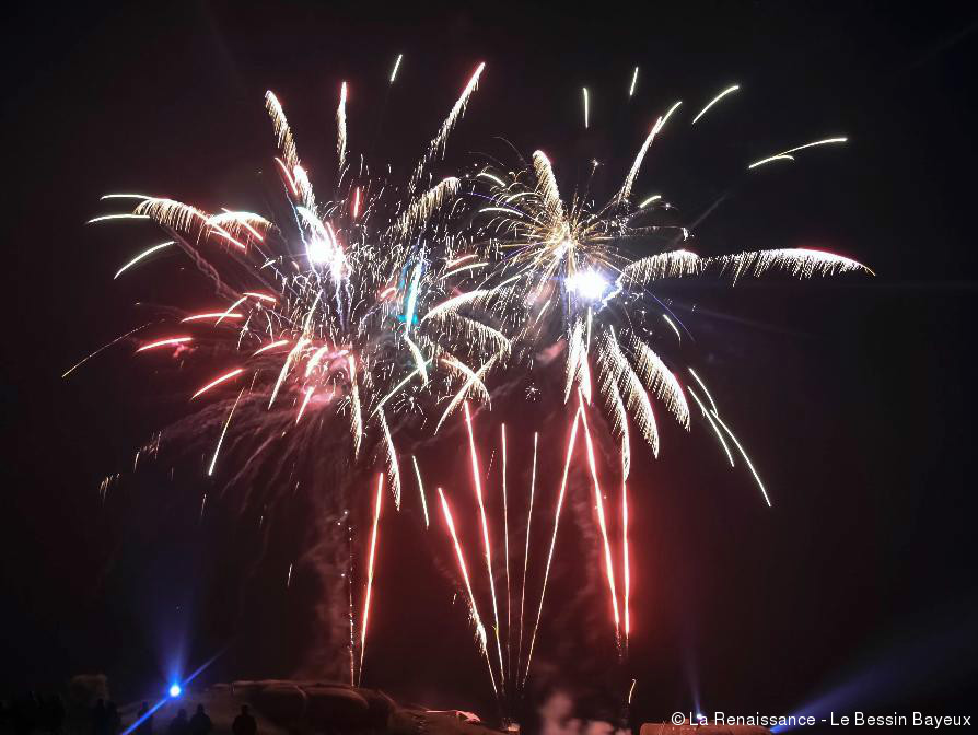 Les feux d'artifice du 14 juillet La Renaissance le Bessin