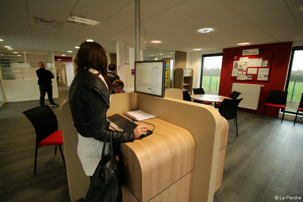 Pôle Emploi une agence "nouvelle génération" Le Perche