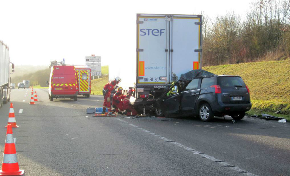 Voiture contre camion sur l’A84, dans le Calvados l’ancien maire de SaintJames tué actu.fr
