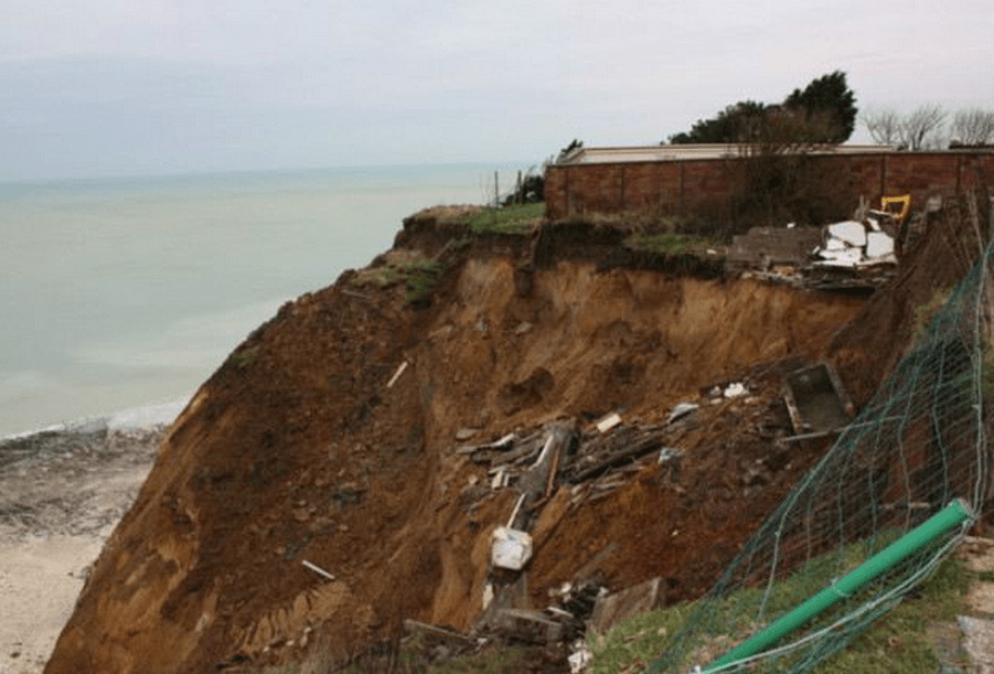 Éboulement des falaises de Pourville, près de Dieppe. Les conclusions