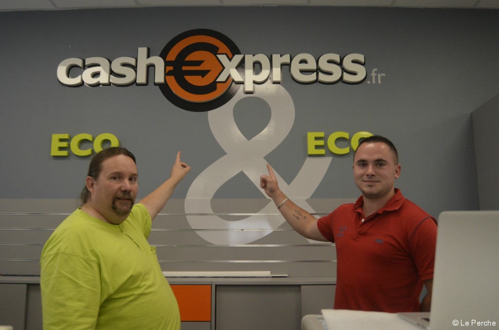 Cash Express a ouvert Le Perche