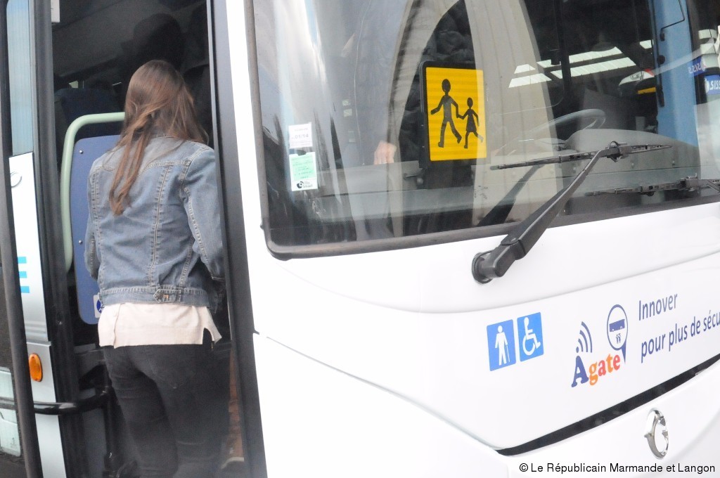 Trois bus scolaires accidentés sur les routes de Gironde