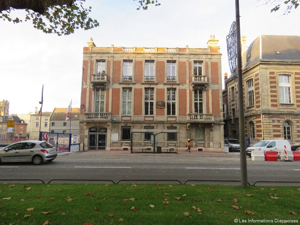 DieppeMaritime adopte de justesse l'acquisition de la