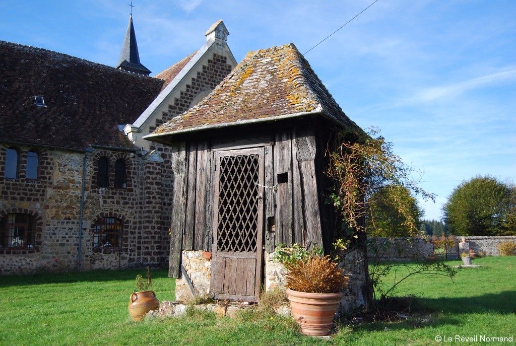 De l'ermitage du Désert au prieuré SainteSuzanne des BauxdeBreteuil