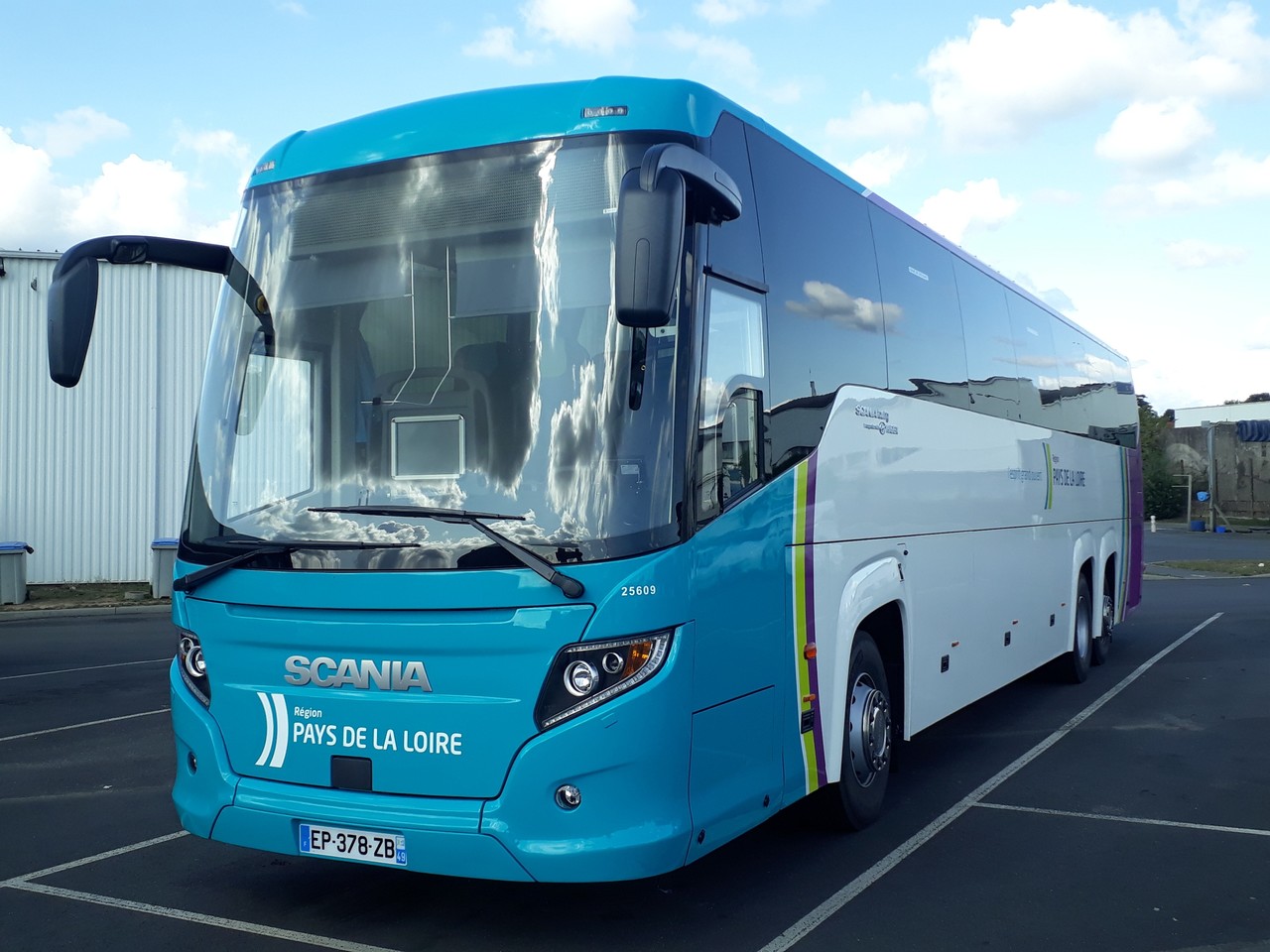 Autocars du nouveau sur la ligne 26 Le Mans La Flèche Saumur