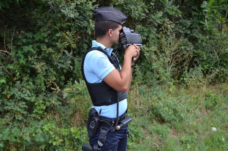 55 km/h audessus de la vitesse autorisée sur une route du