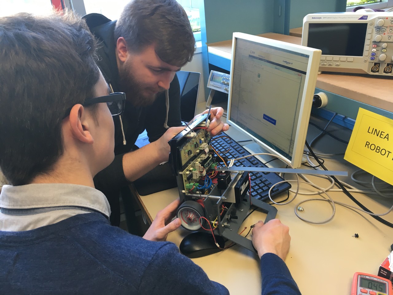 IUT Cherbourg des courses de robots pour le concours Linéa
