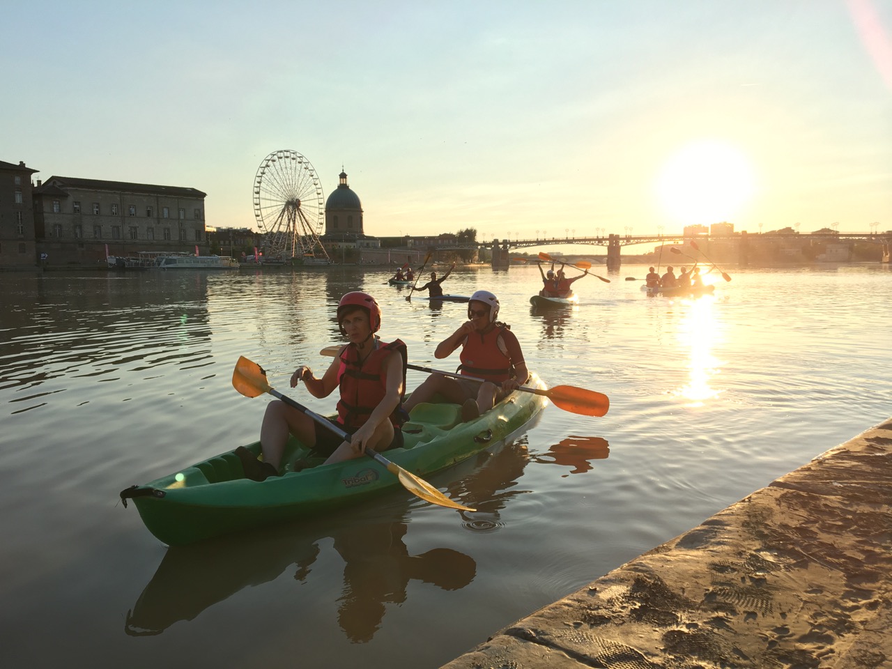Toulouse. Canoëkayak, patrimoine et apéro de drôles d'afterworks