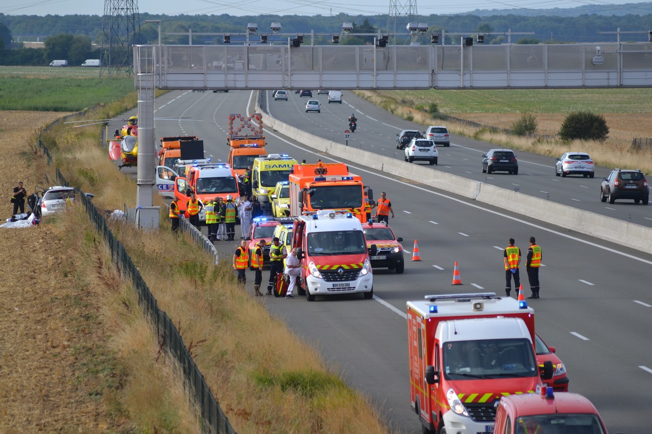 SeineetMarne. Accident sur l'A6 un mort et trois