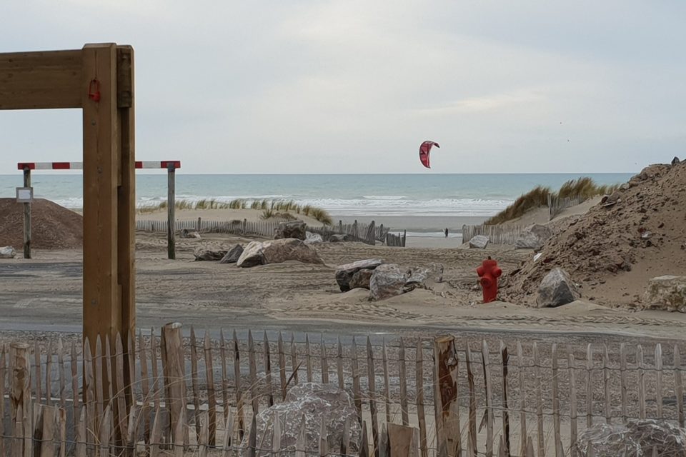 FortMahon Plage Pousser la porte de la nouvelle base nautique Le