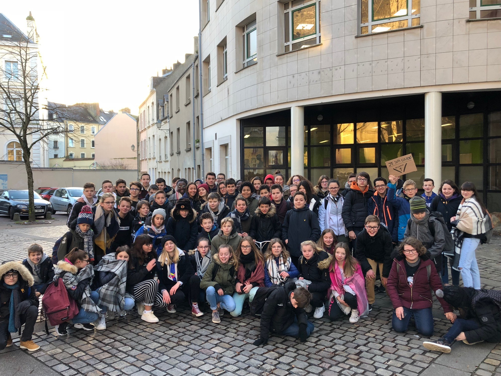Cherbourg les élèves de Charcot mobilisés pour la survie de leur collège