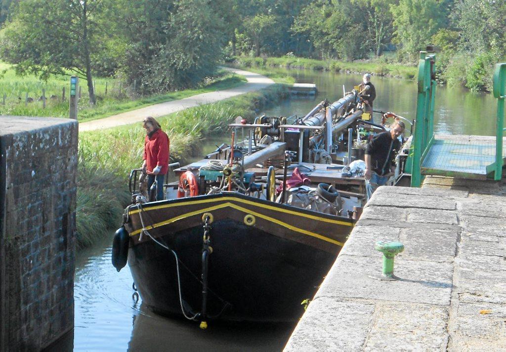 Canal de Nantes à Brest la navigation est rouverte