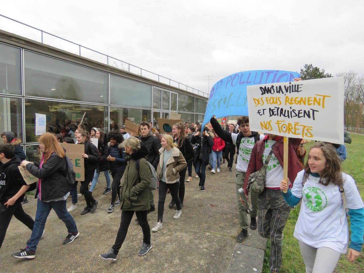La jeunesse du Vald'Oise se mobilise pour le climat
