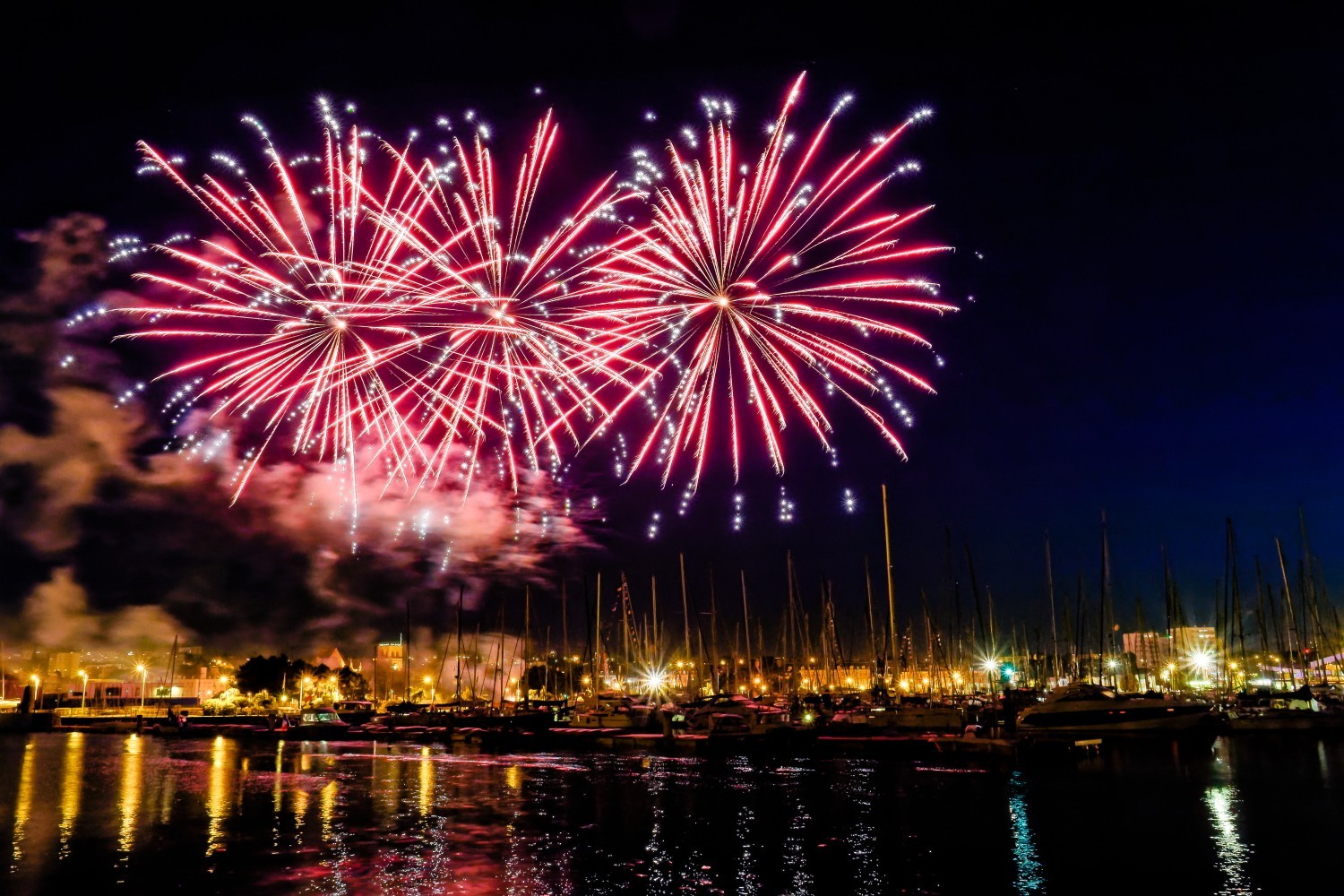 Le feu d'artifice pour fêter le départ de l'Hermione maintenu... et