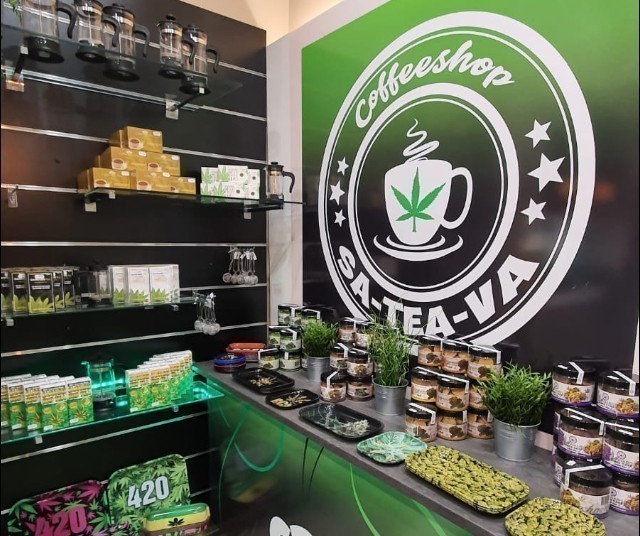 Interdit dans certaines villes, le SaTeaVa ouvre ses portes à Cherbourg