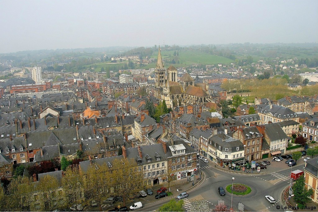 Municipales à Lisieux les candidats abattent leurs dernières cartes