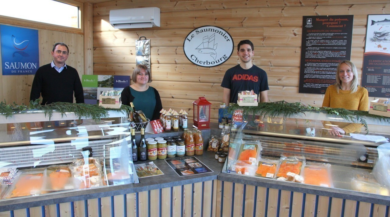 Saumon de France à Cherbourg pour vos assiettes de fêtes, tout est bon dans le poisson