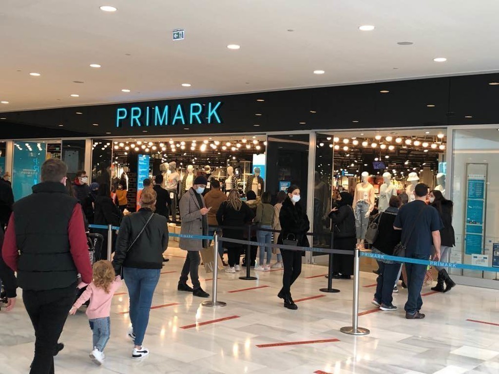Primark, Zara... Pour les soldes sous Covid19, la police contrôle au