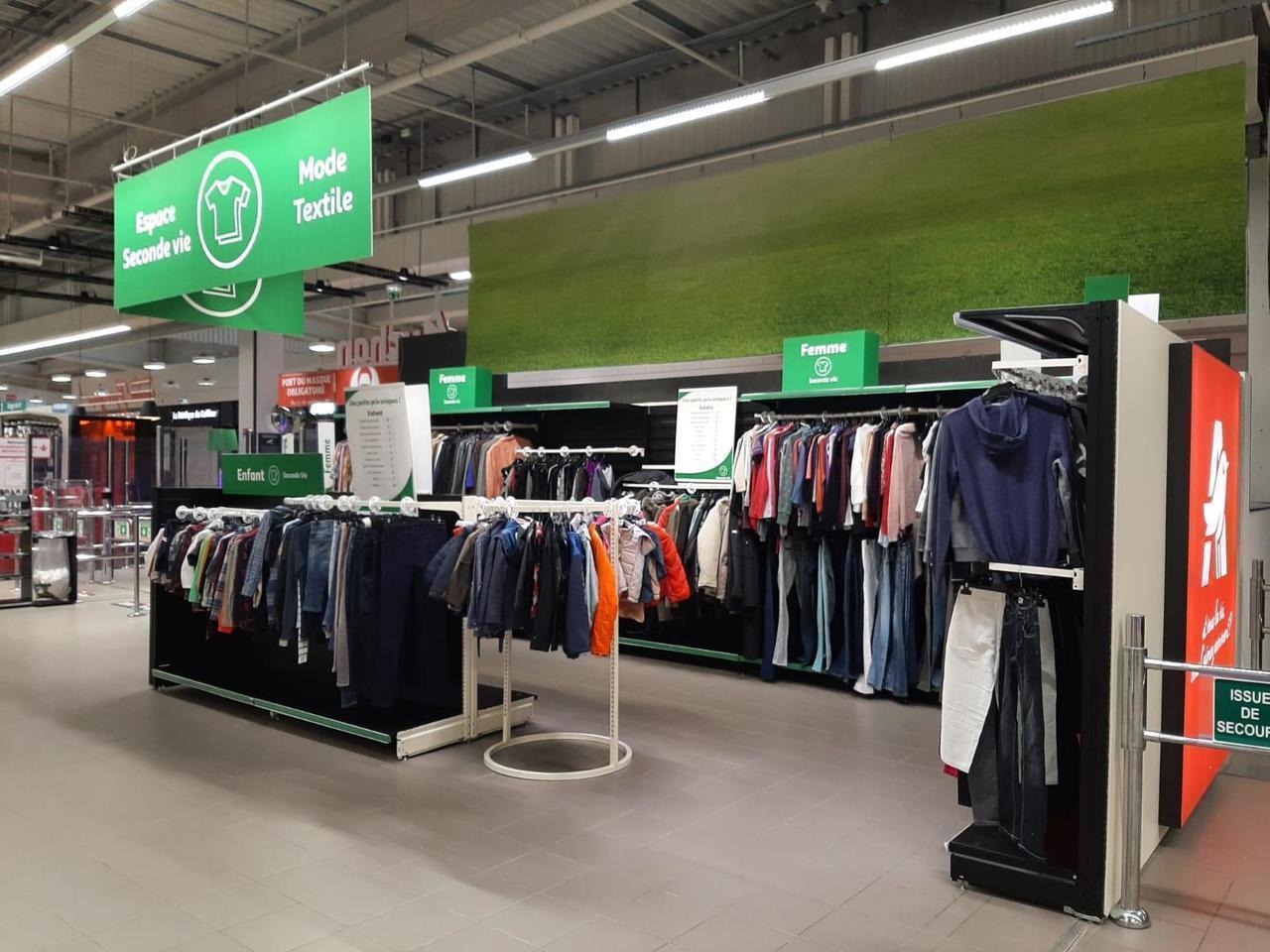 Le plus grand rayon de vêtements de seconde main d'IledeFrance est au Auchan de Meaux La Marne