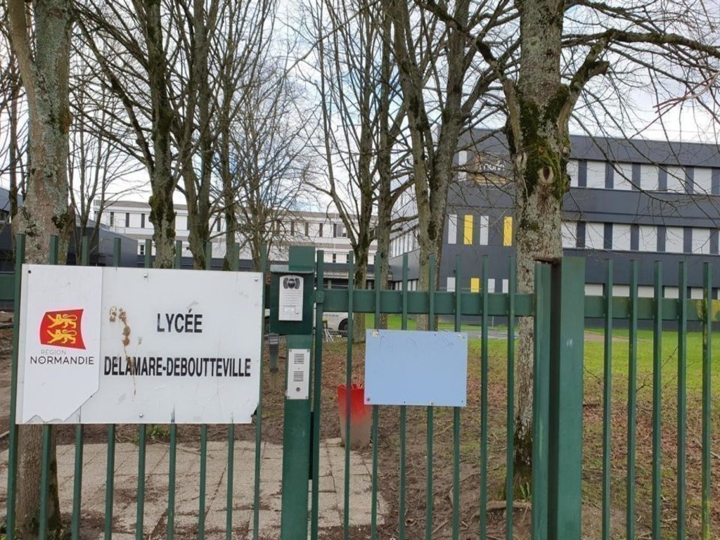 Travaux au lycée de l’ancien proviseur, Joseph Dion