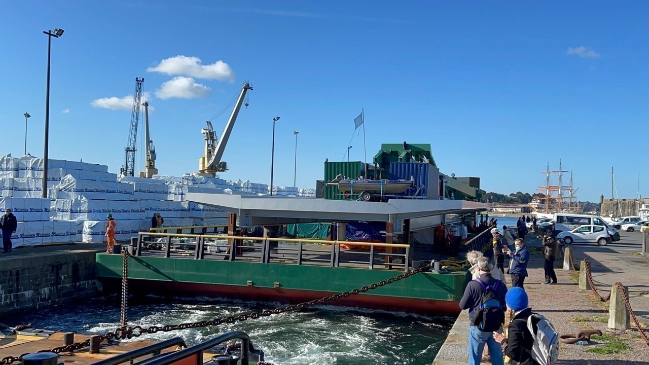 Un convoi très exceptionnel est arrivé dans le port de