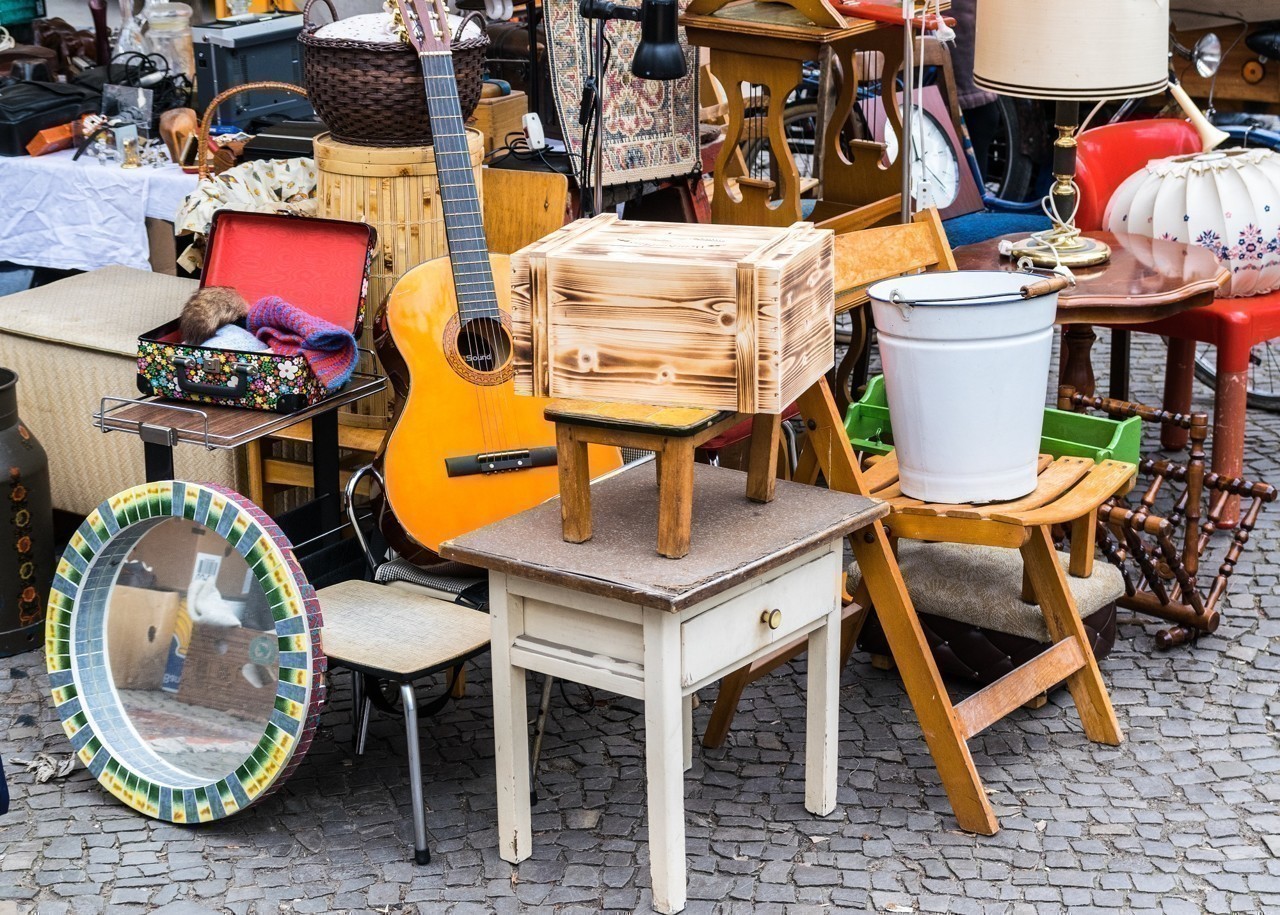 Covid19 la grande brocante de Nantes, place Viarme, reportée au mois