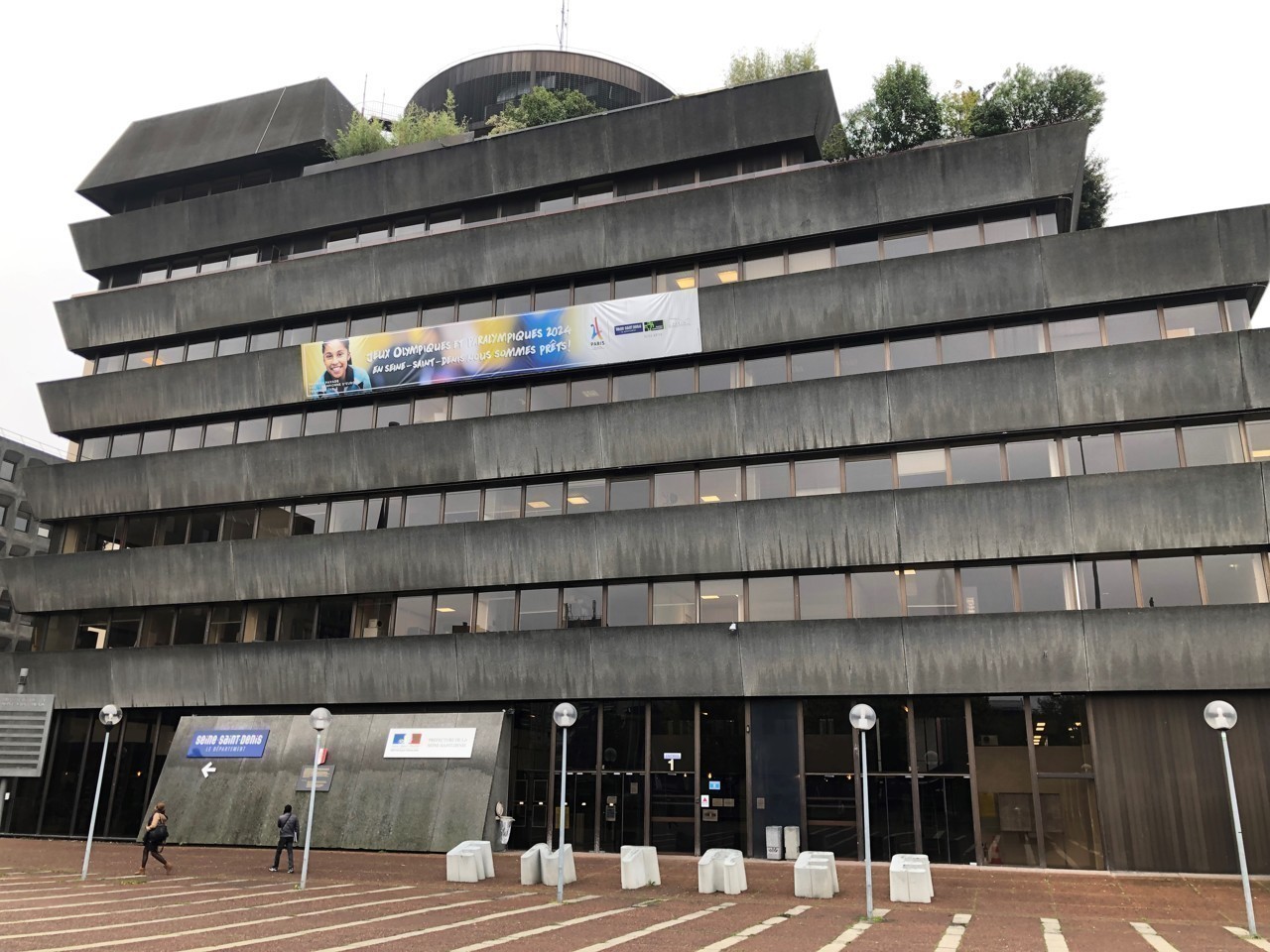 Renouvellement Titre De Séjour Bobigny ZarghamLeila