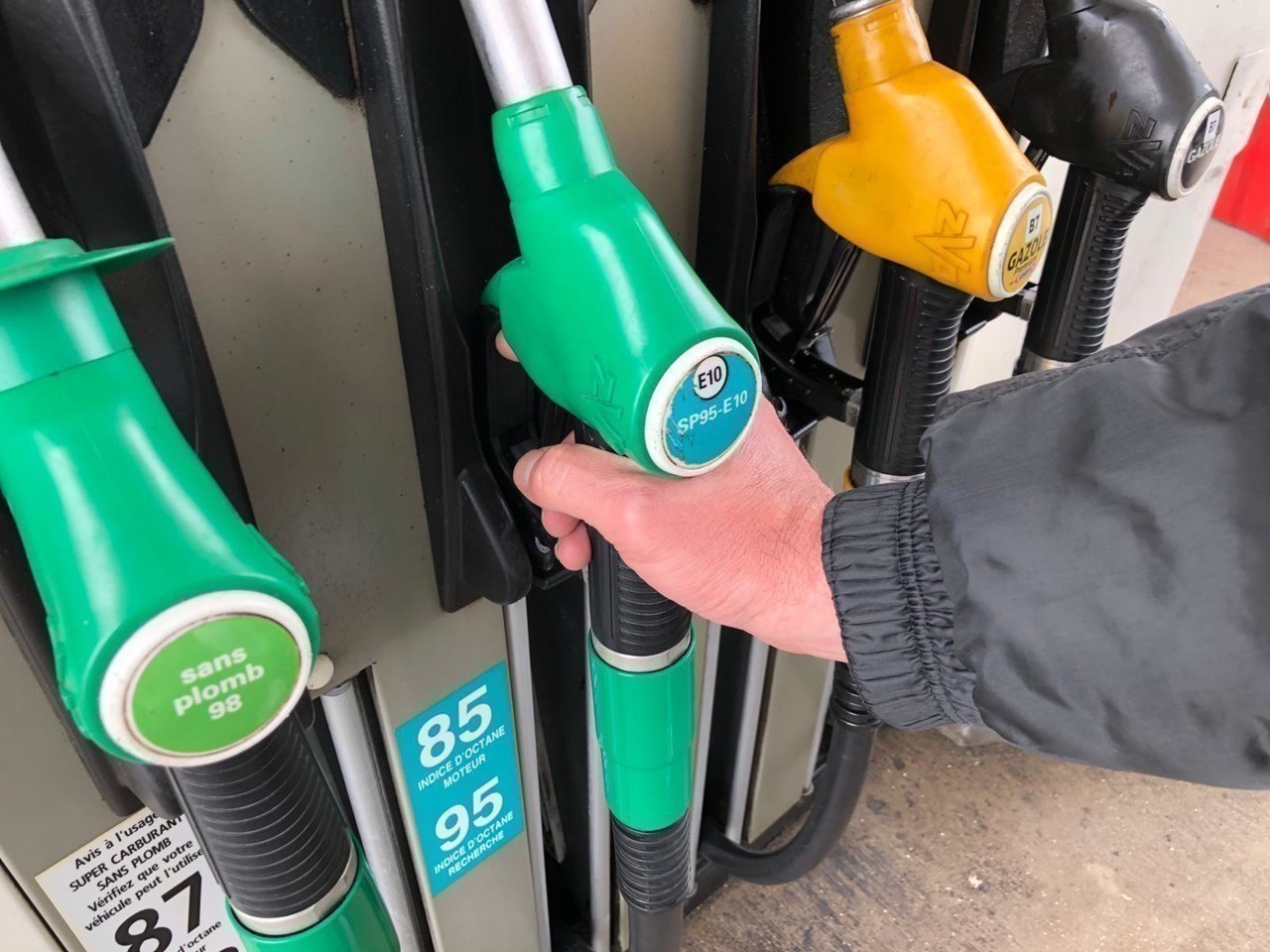 Essence, diesel... sans pouvoir aller au Luxembourg, où faire son plein
