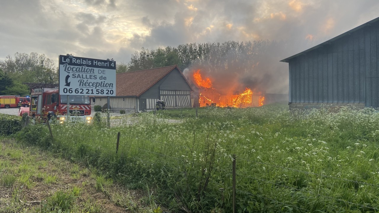 Après l'incendie de leur maison à ArqueslaBataille, ils remercient