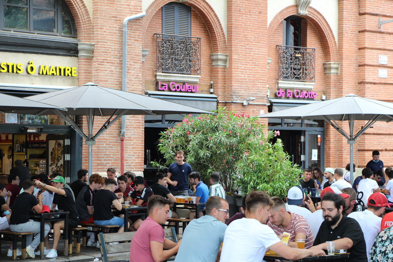 Toulouse "Le pass sanitaire en terrasse, c'est ingérable" pour les